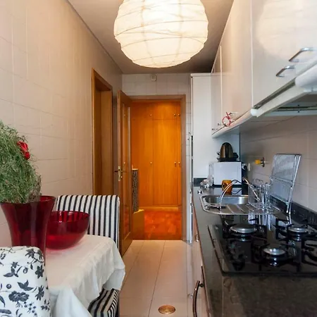 Flat Apartment *